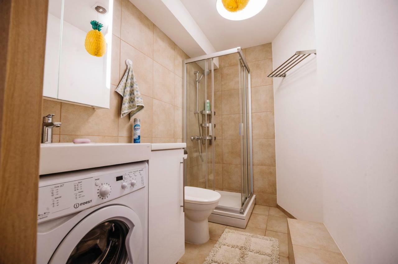 Trendy Top-Floor Stay In Heart Of Riga, Near Bars & Culture Exteriér fotografie